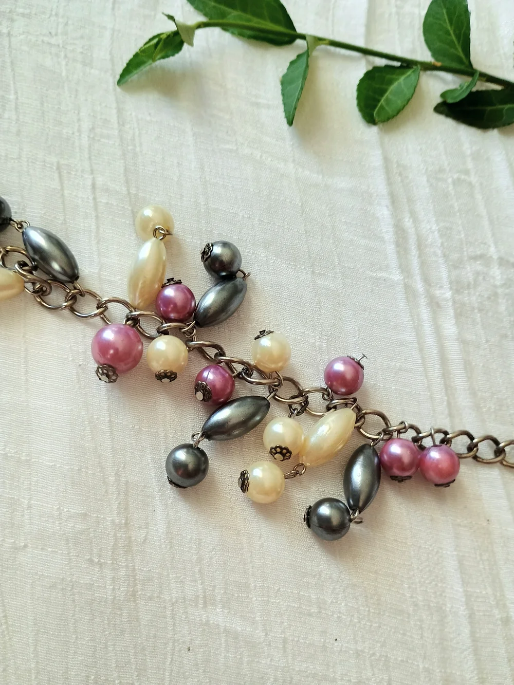 💜 WHIMSIGOTHIC 💜 VTG Artisan Faux Pearl Cha-Cha Bracelet, Festival Fashion